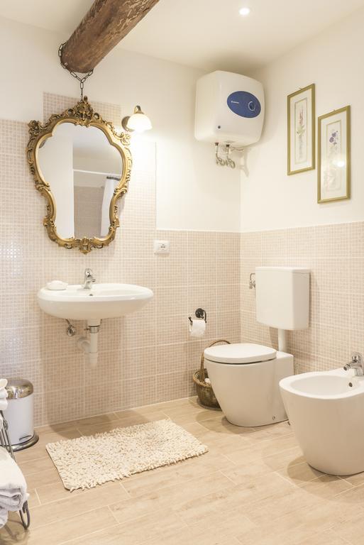 Casa Giuliana ξενώνας Calosso Εξωτερικό φωτογραφία